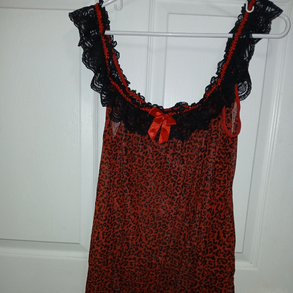 Red and black nightie one size queen